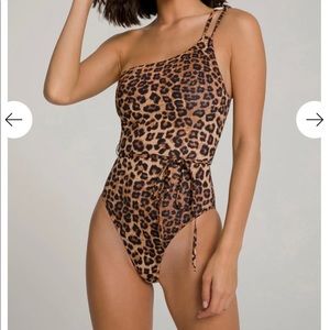 Brand new Good American one piece.